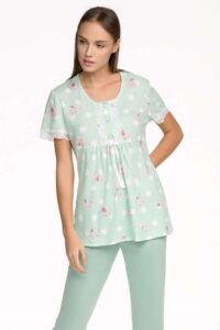 PAJAMAS WITH SHORT SLEEVE LAYOUT