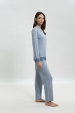 ΓΥΝΑΙΚΕΙΑ ΠΥΤΖΑΜΑ ΧΕΙΜΕΡΙΝΗ ΜΕ ΚΟΥΜΠΙΑ ΚΑΙ ΔΑΝΤΕΛΑ