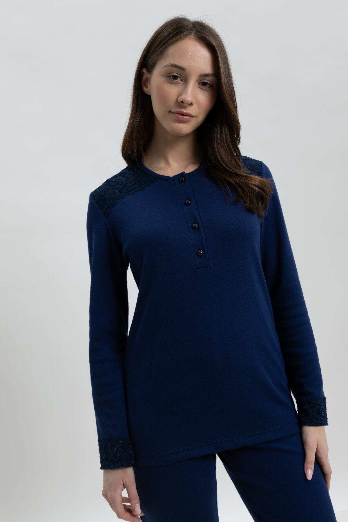 ΓΥΝΑΙΚΕΙΑ ΠΥΤΖΑΜΑ ΣΕΤ ΜΕ ΛΕΠΤΟΜΕΡΕΙΕΣ ΔΑΝΤΕΛΑΣ - Image 1