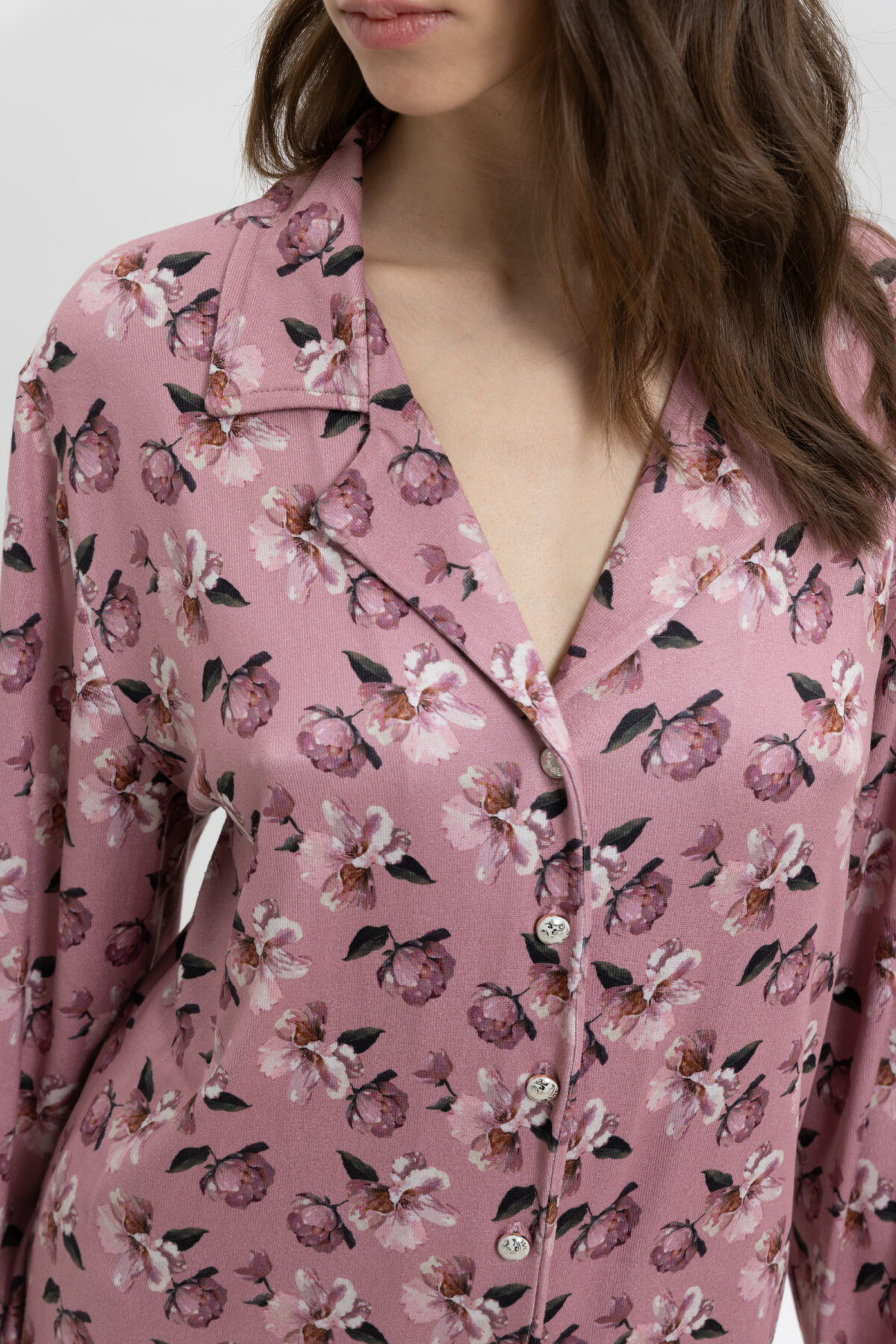 ΓΥΝΑΙΚΕΙΟ ΣΕΤ ΠΥΤΖΑΜΑΣ ME FLORAL PRINT ΚΑΙ ΚΟΥΜΠΙΑ - Image 4