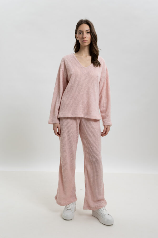 ΓΥΝΑΙΚΕΙΟ ΠΛΕΚΤΟ ΣΕΤ ΦΟΡΜΑΣ ΜΕ ΜΠΛΟΥΖΑ V ΚΑΙ ΠΑΝΤΕΛΟΝΑ