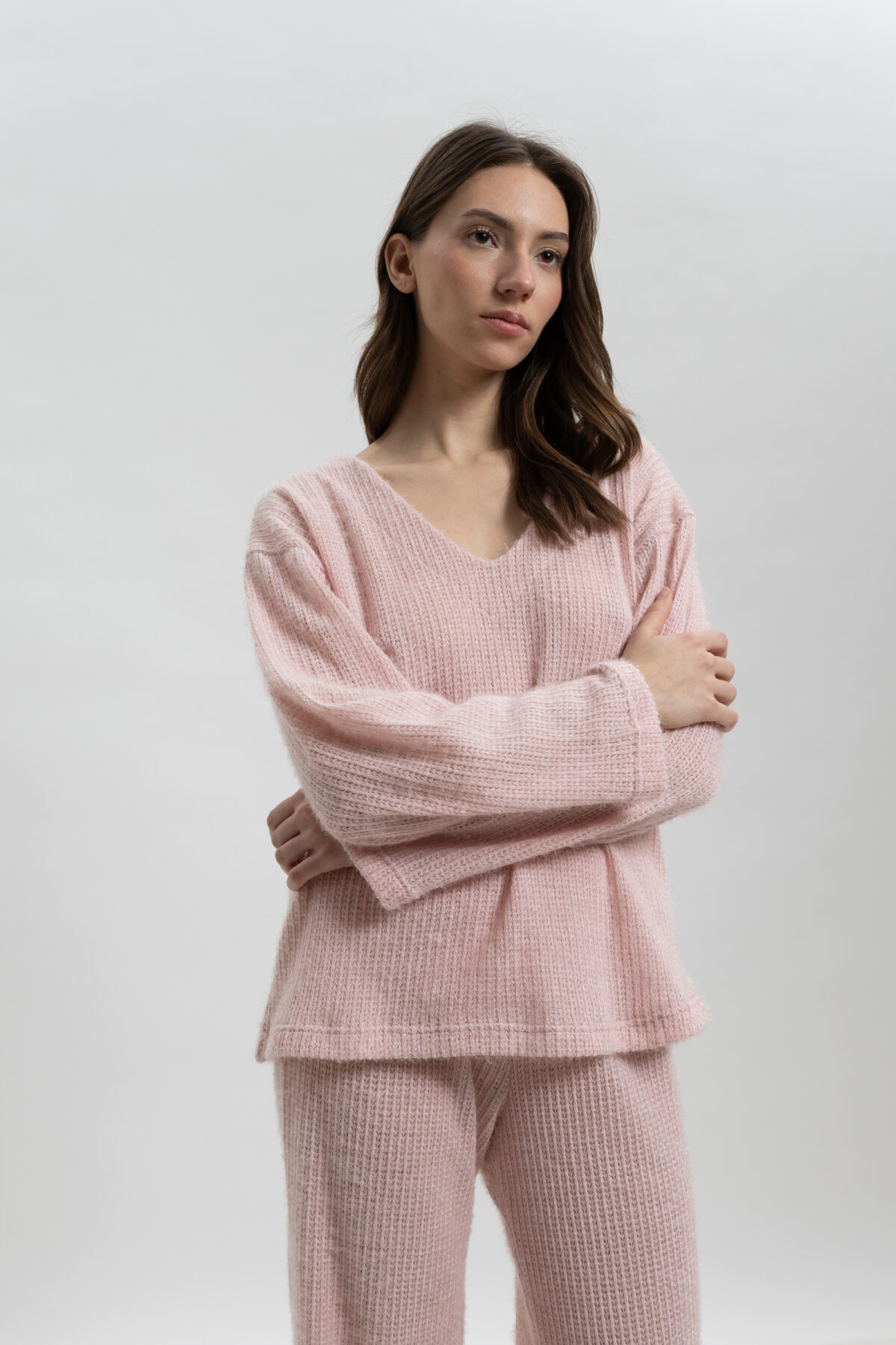 ΓΥΝΑΙΚΕΙΟ ΠΛΕΚΤΟ ΣΕΤ ΦΟΡΜΑΣ ΜΕ ΜΠΛΟΥΖΑ V ΚΑΙ ΠΑΝΤΕΛΟΝΑ - Image 3